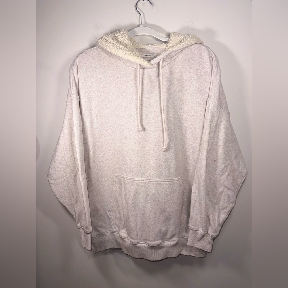 America Eagle Women Oversized Beige/Gray Hoodie with a sherpa hoodie size Small